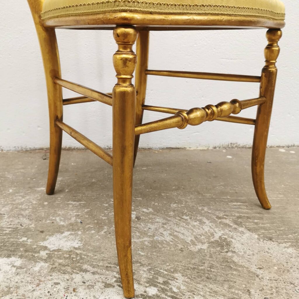 Instagram post from sale_atelier.het.ambacht. This post is in position 7.