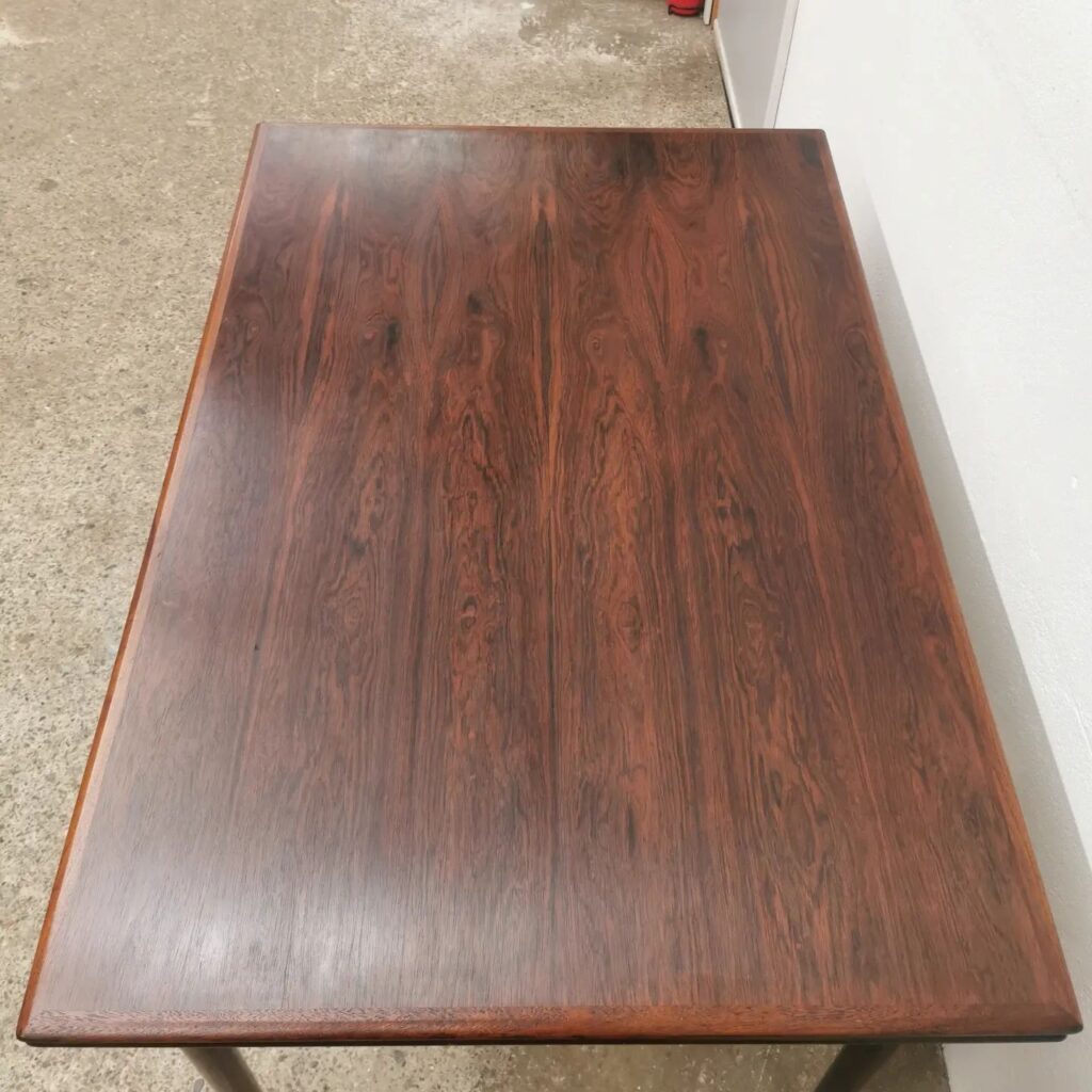 Instagram post from sale_atelier.het.ambacht. This post is in position 4.