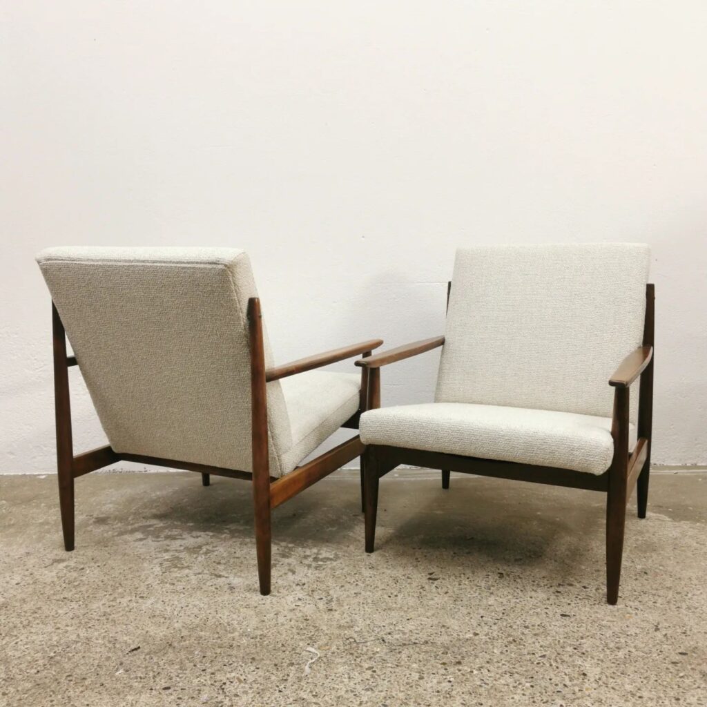 Instagram post from sale_atelier.het.ambacht. This post is in position 0.