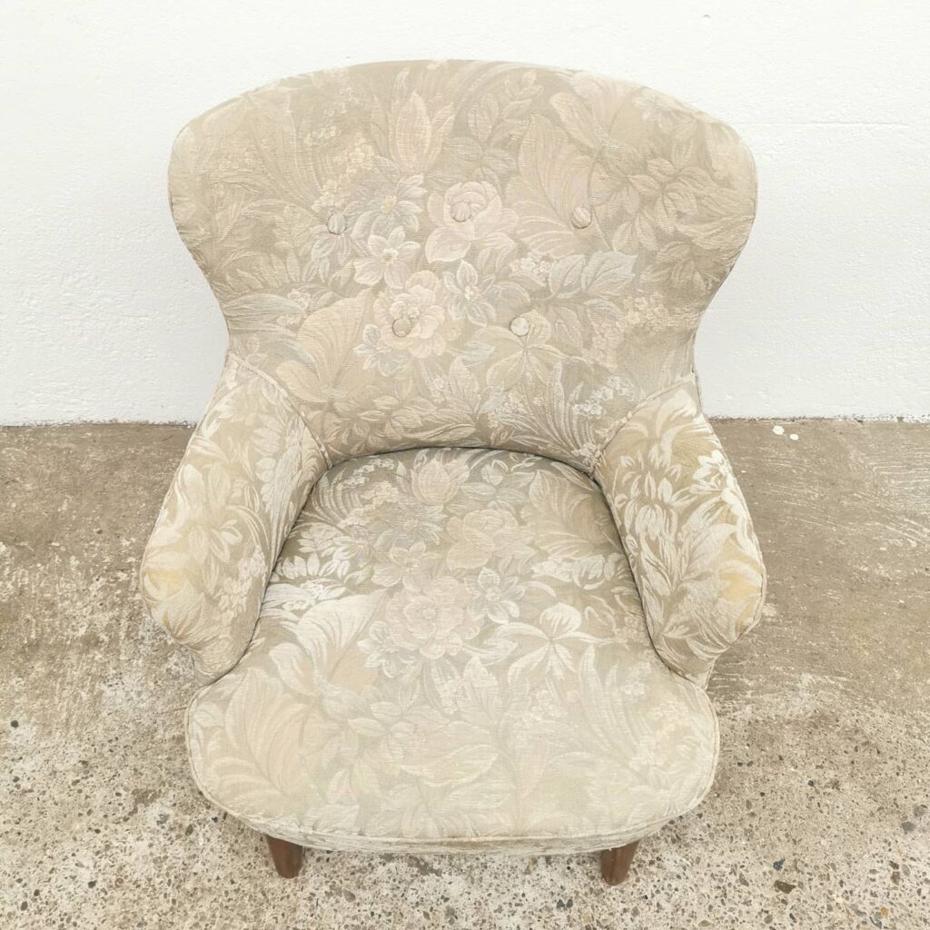 Instagram post from sale_atelier.het.ambacht. This post is in position 8.