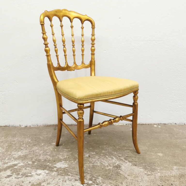 Instagram post from sale_atelier.het.ambacht. This post is in position 18.