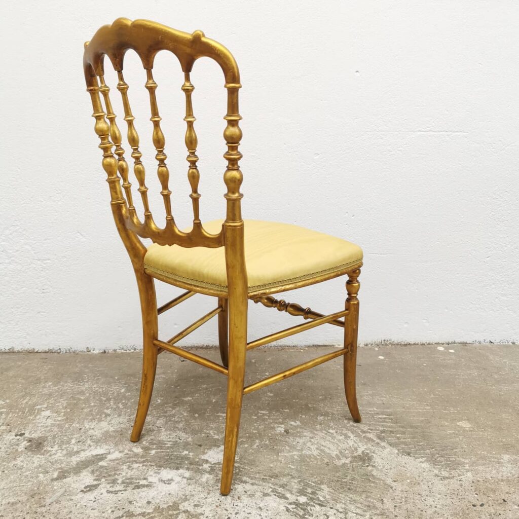 Instagram post from sale_atelier.het.ambacht. This post is in position 2.