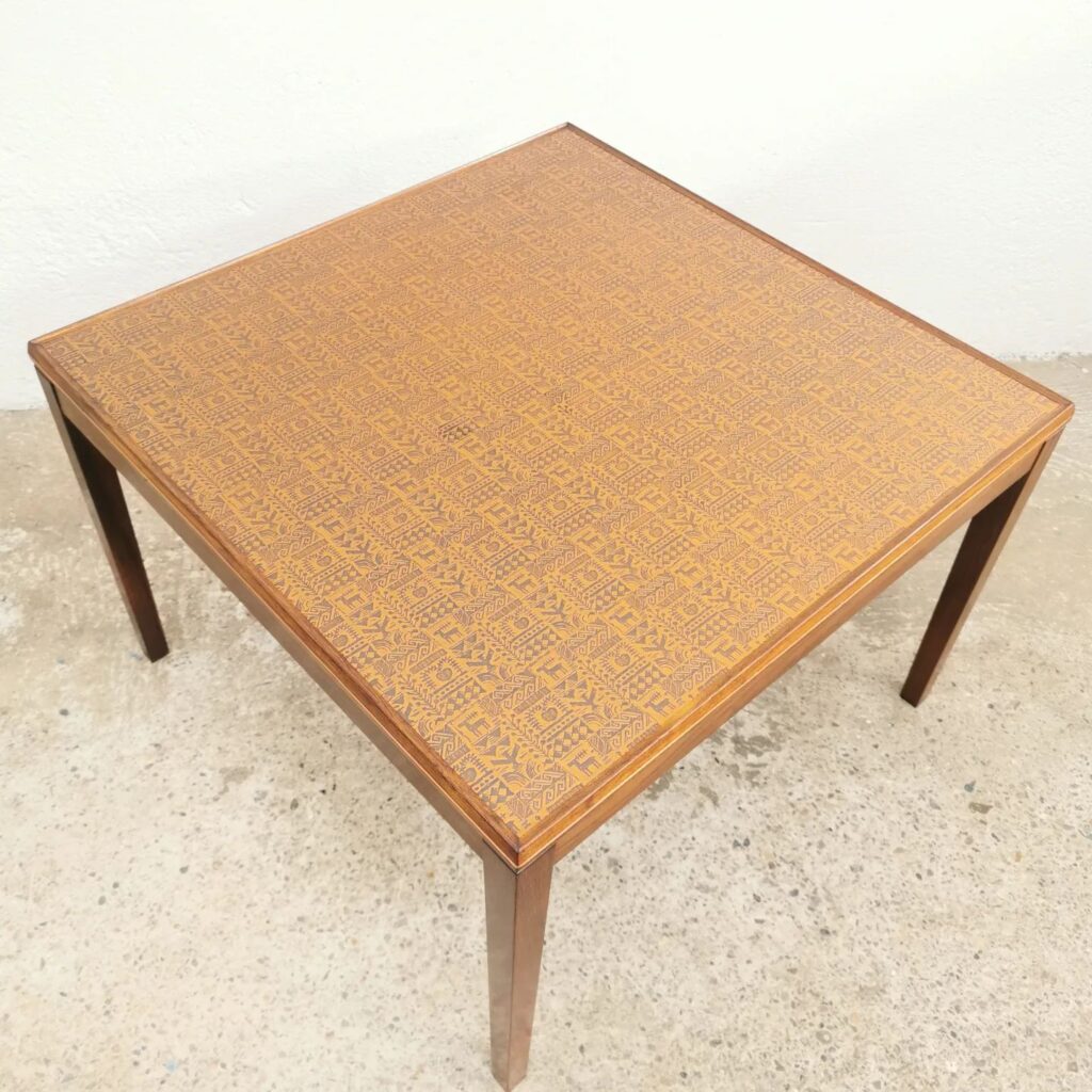 Instagram post from sale_atelier.het.ambacht. This post is in position 2.