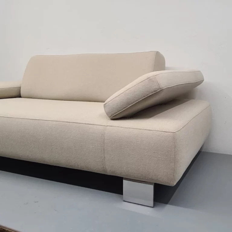 Instagram post from atelier.het.ambacht. This post is in position 3.