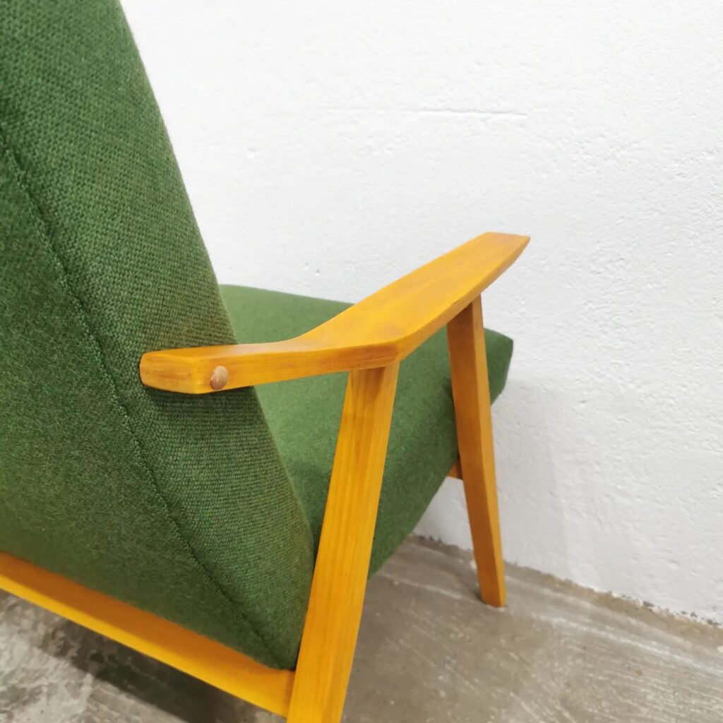 Instagram post from sale_atelier.het.ambacht. This post is in position 6.