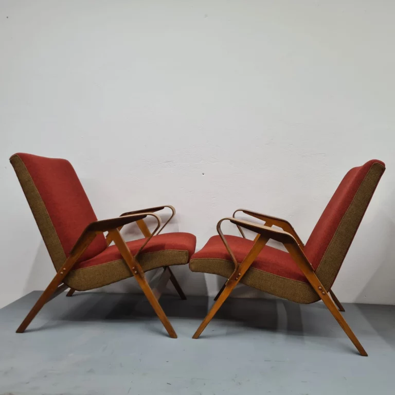 Instagram post from atelier.het.ambacht. This post is in position 3.