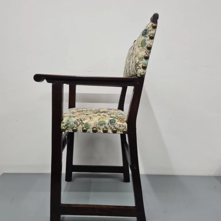 Instagram post from atelier.het.ambacht. This post is in position 3.
