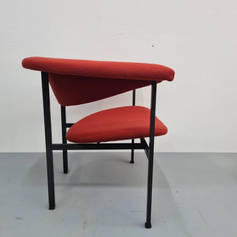 Instagram post from atelier.het.ambacht. This post is in position 1.