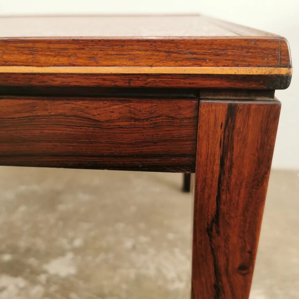 Instagram post from sale_atelier.het.ambacht. This post is in position 3.