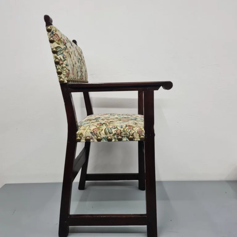 Instagram post from atelier.het.ambacht. This post is in position 4.