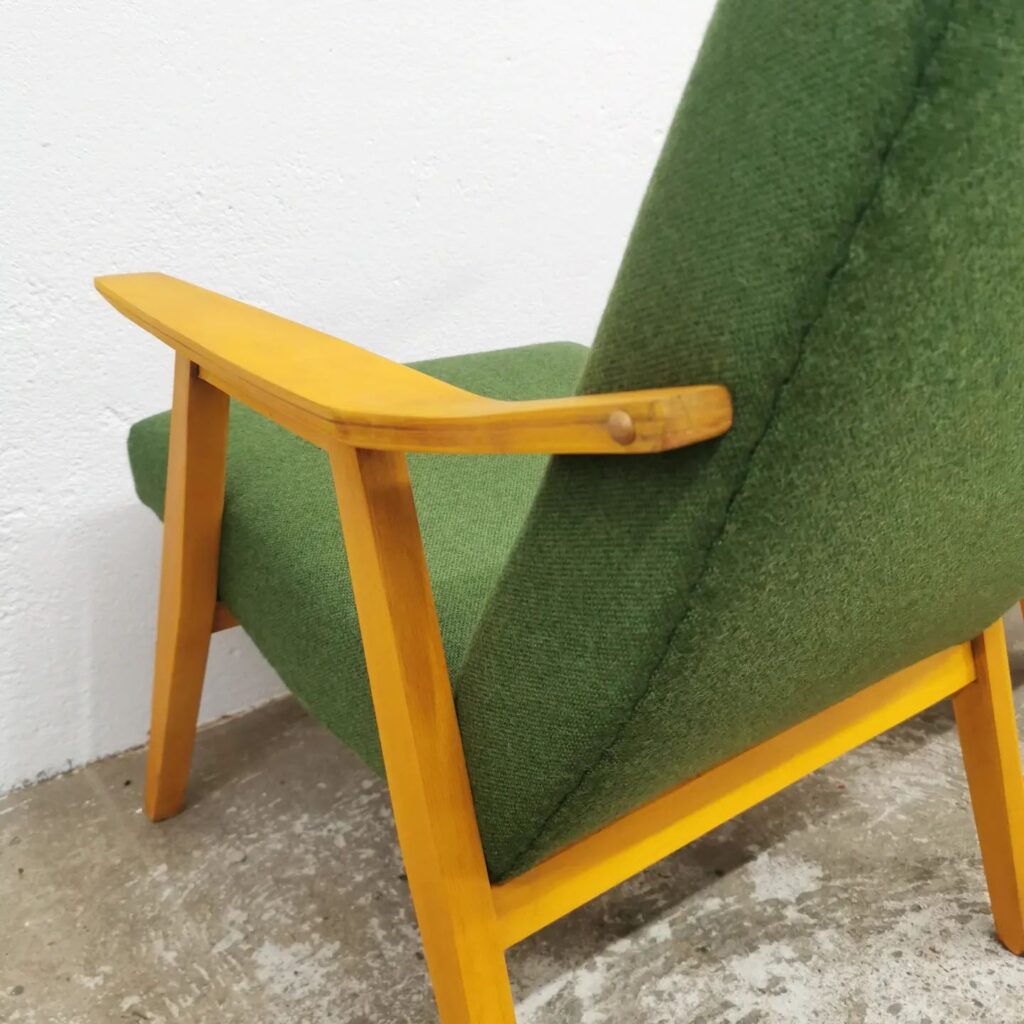 Instagram post from sale_atelier.het.ambacht. This post is in position 5.